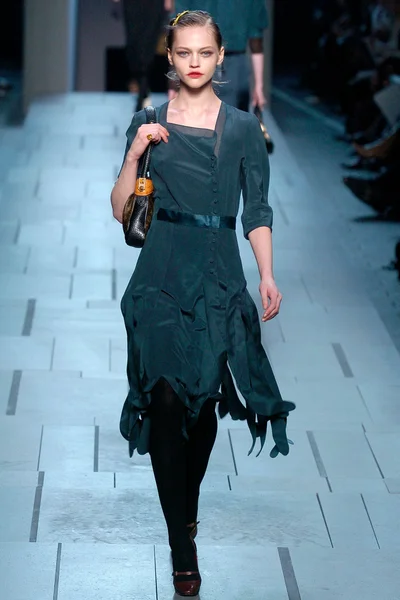 Look 34